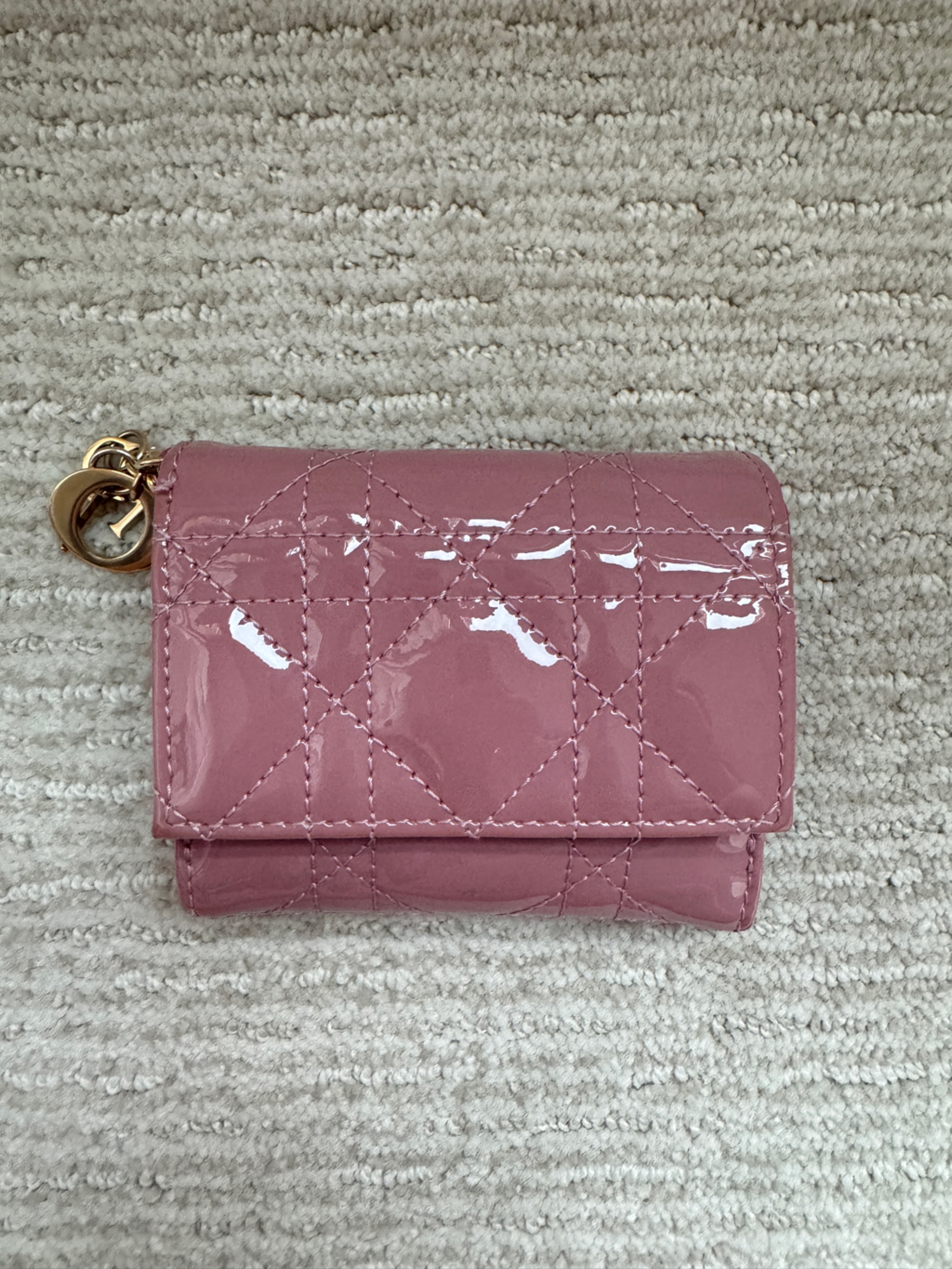 (Auth) Lady Dior Lotus Wallet Pink Patent Cannage Leather With Box & Dustbag